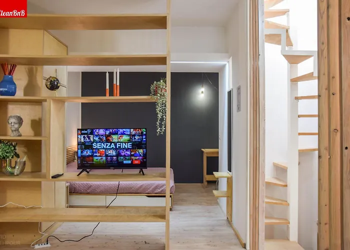 Guesthost - Tiburtina Apartments